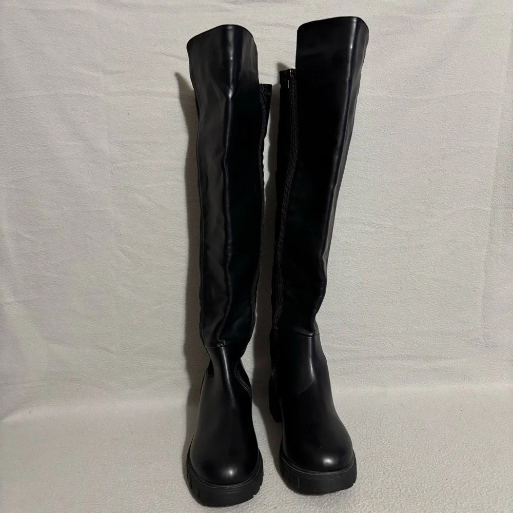 Rue21 size 10 Black Knee-High Women's Faux Leather Zipper Riding Boots